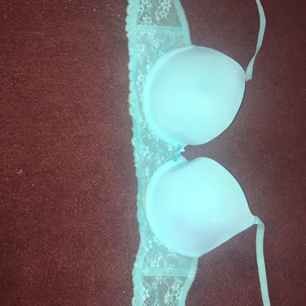 Two bras - Picture 2 of 2